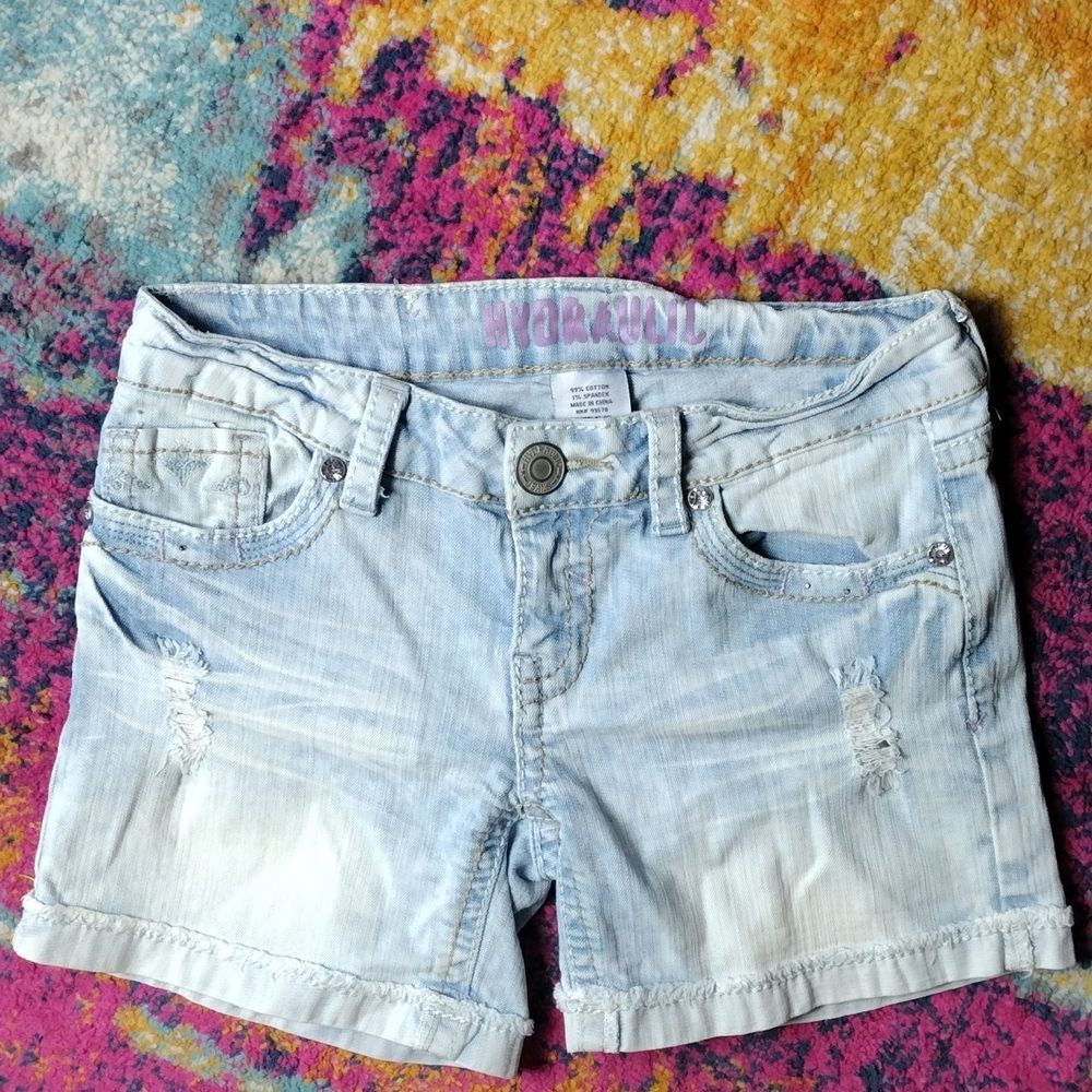 Hydraulic Light Washed Distressed Cuffed Bottom Shorts